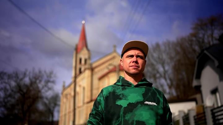 Bez servítky, Juraj